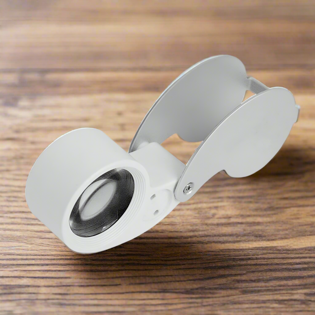 Essentials Illuminated Magnifier Loupe
