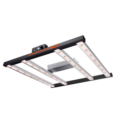 Spidefarmer G3000 LED grow light on a white background