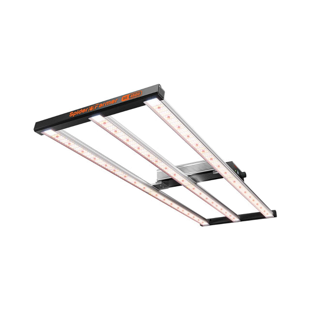 Spider Farmer SE4500 LED Grow light on a white background