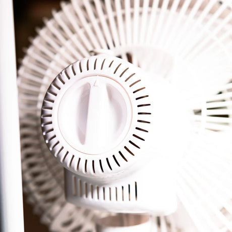 back of a white vortex clip fan